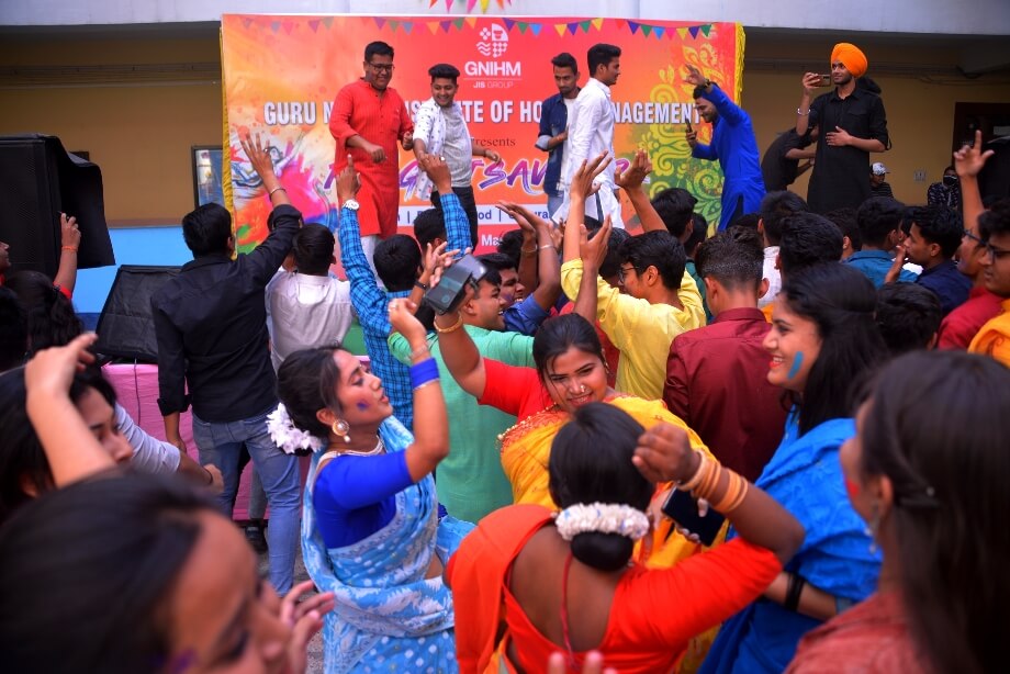 Rang Utsav photo 4